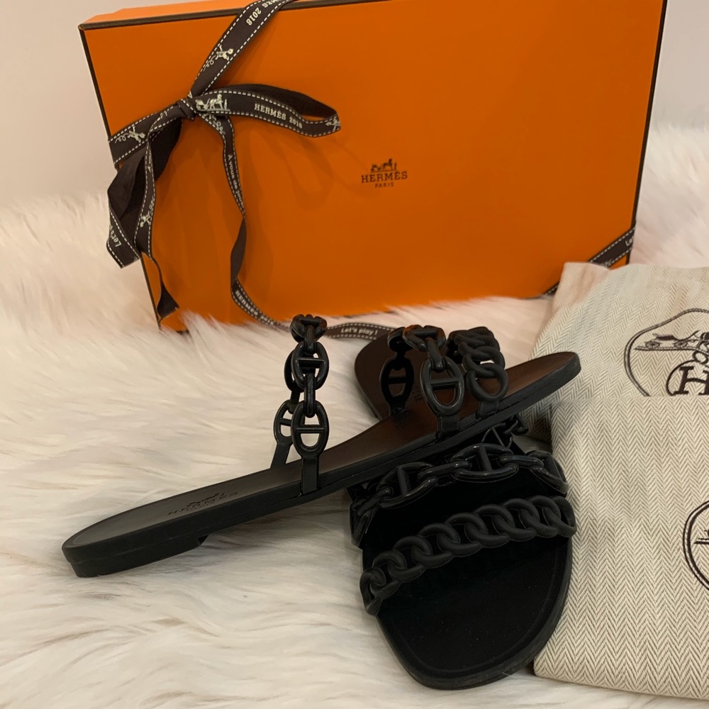 ❌SOLD❌Hermes black Jelly Chain Rubber sandals - Picture 4 of 6